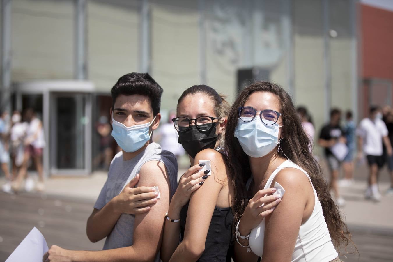 Fotos: Vacunación masiva contra la covid de los jóvenes de entre 17 y 19 años en Valladolid