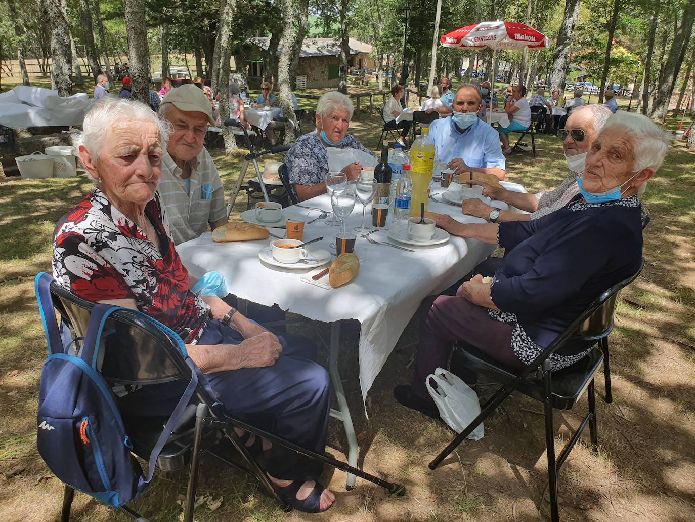 Fiesta de mayores en El Maíllo