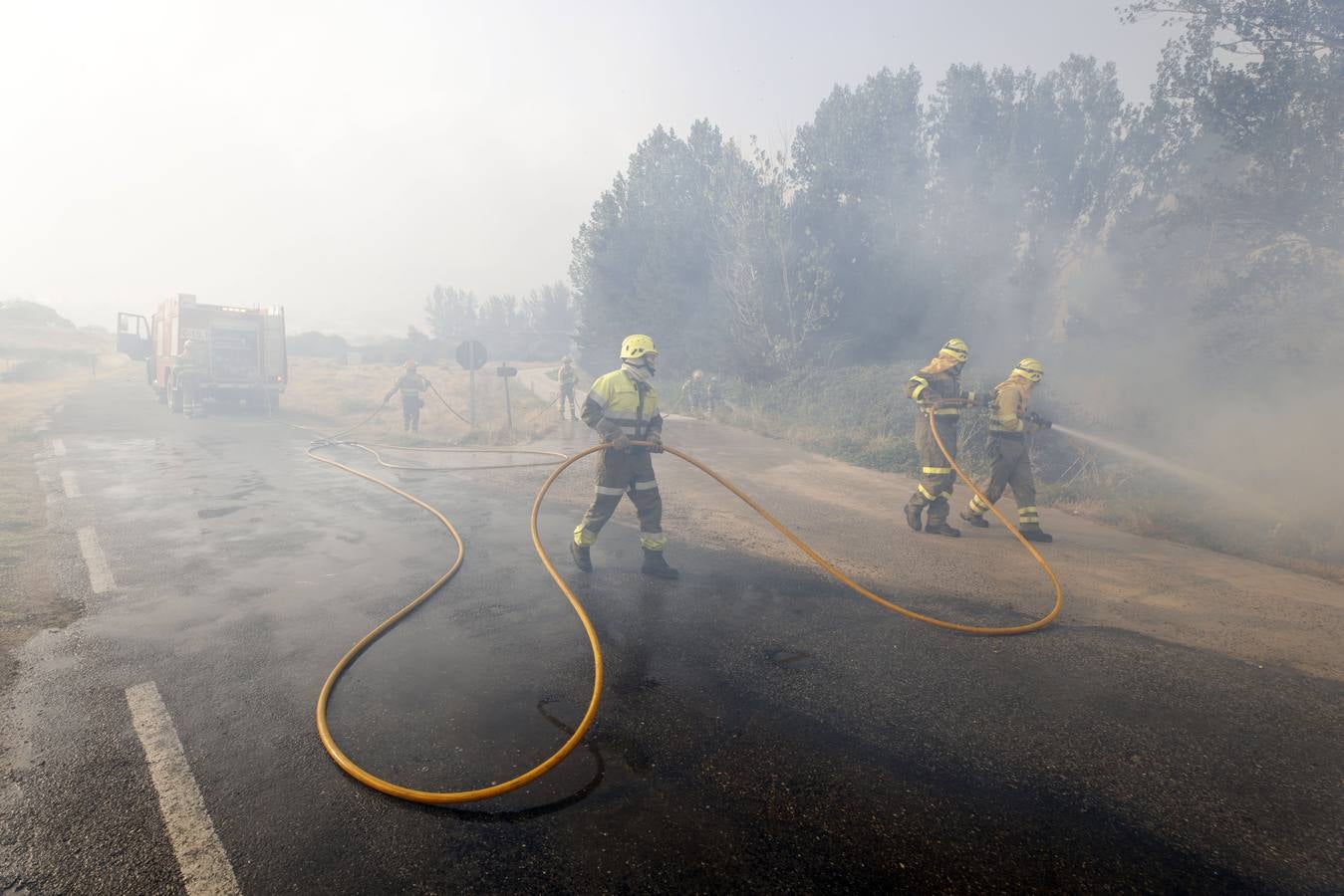 Fotos: El incendio forestal de Navalacruz obliga a desalojar varios pueblos de Ávila