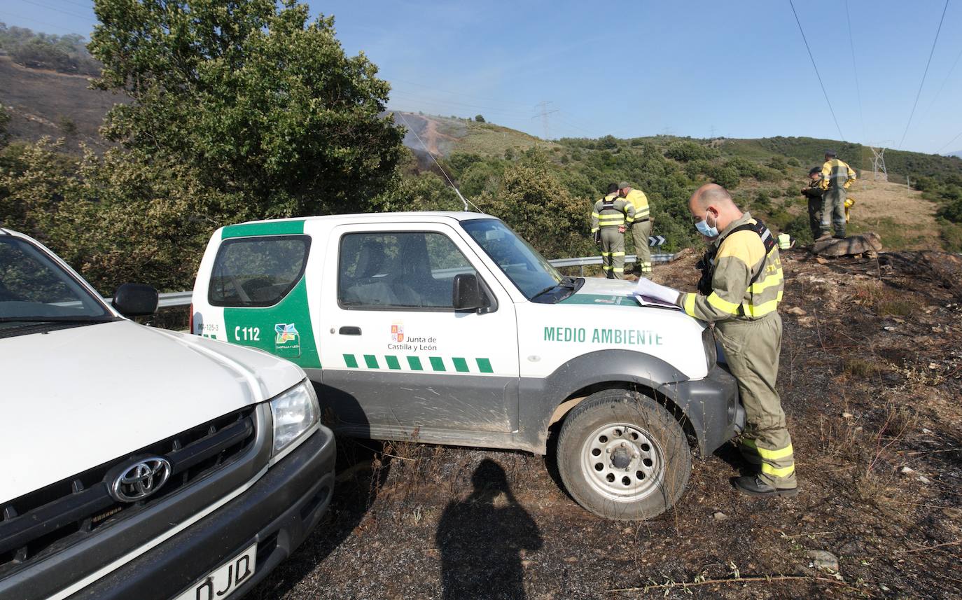 Incendio en la localidad de Trabadelo, León.