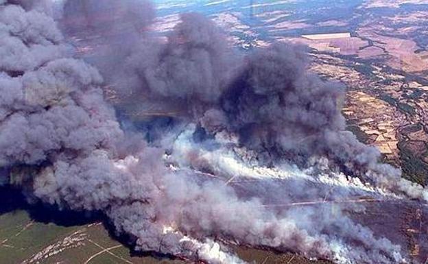 Incendio en Castrocontrigo (León). 