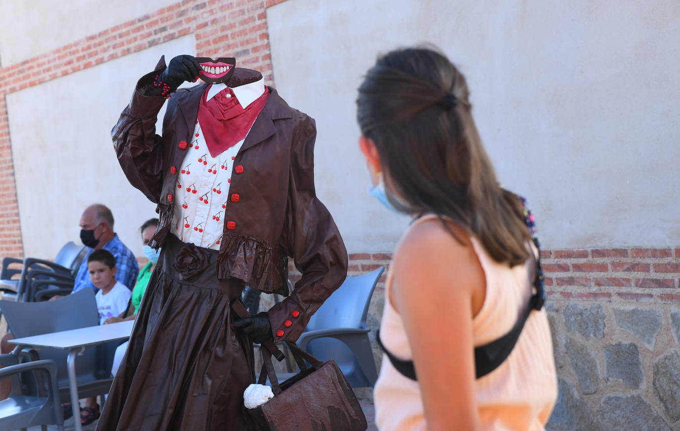 Estatuas humanas en Alaejos.