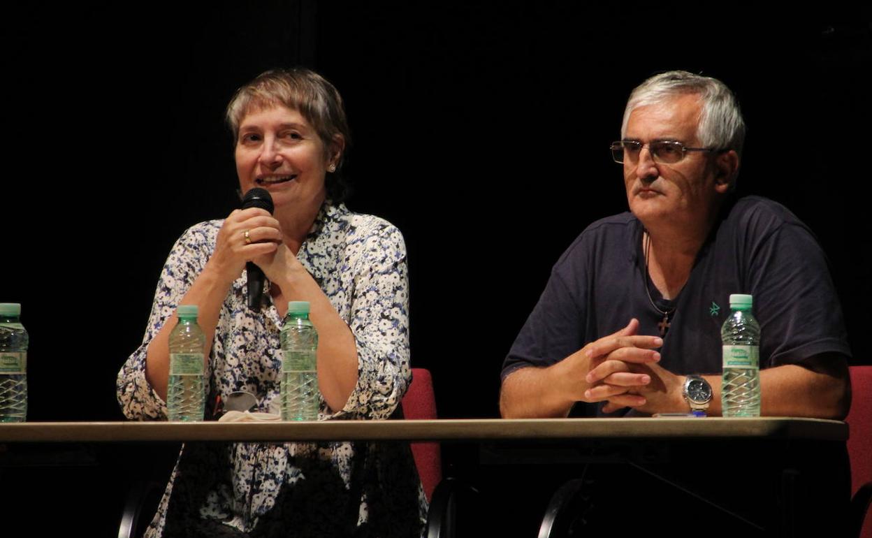 Assumpta Serna y Juan Carlos Sánchez presentan 'Red de Libertad' en Monleras..