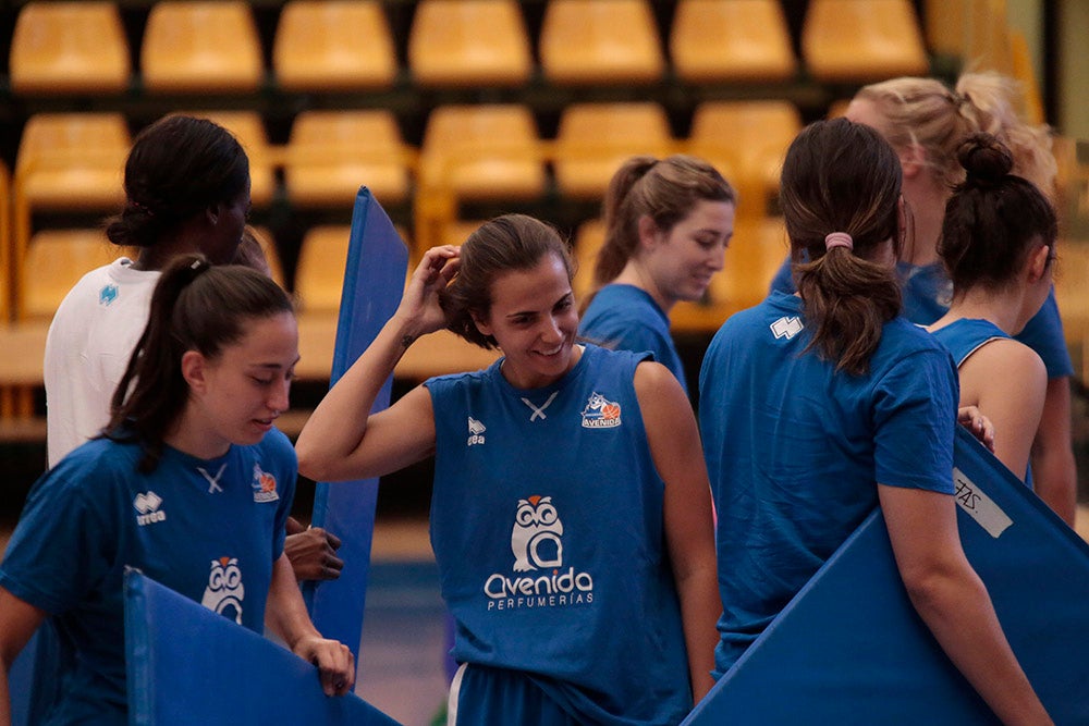 Fotos: Entrenamiento del CB Avenida con las internacionales