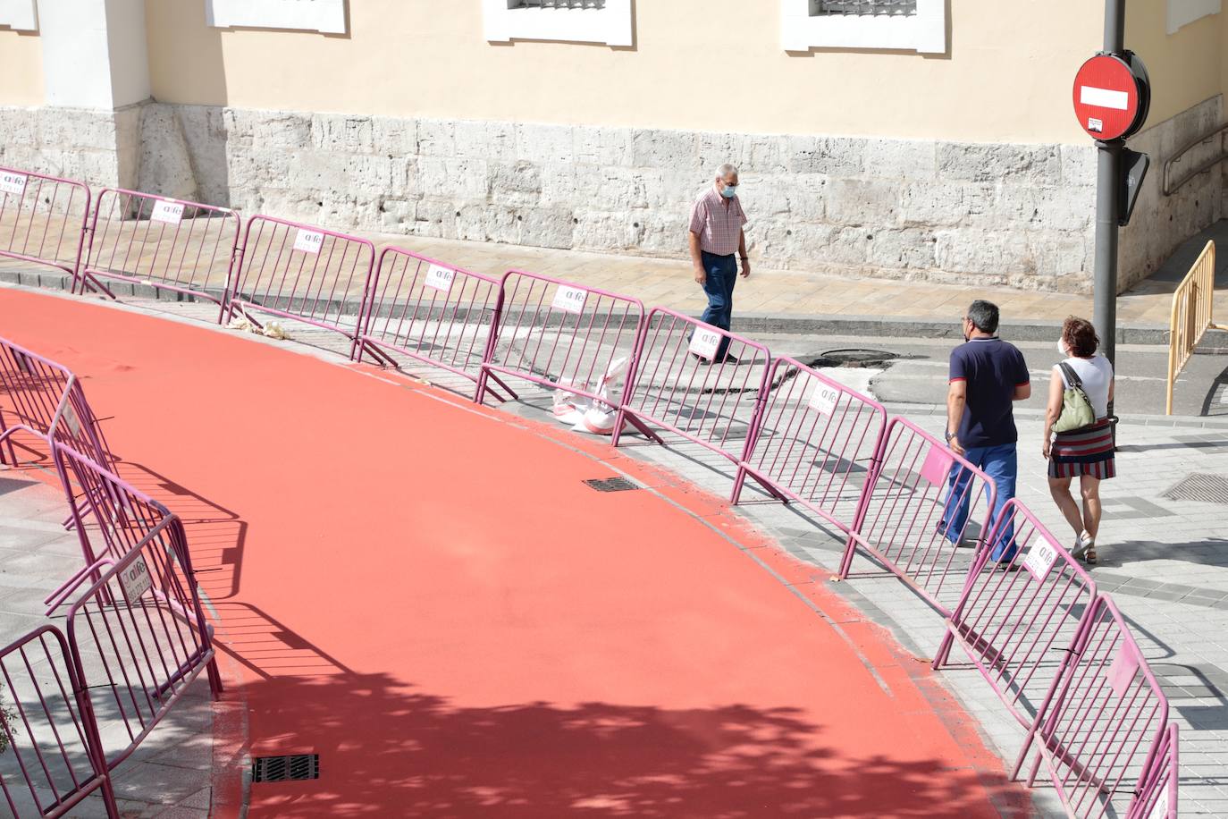 Fotos: Obras de pintado en la calle María de Molina de Valladolid