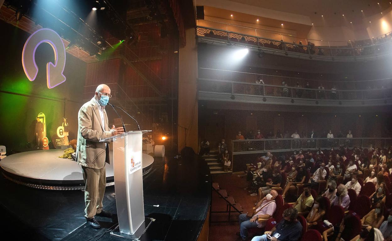 igea inaugura la Feria de Teatro de Castilla y León en Ciudad Rodrigo. 