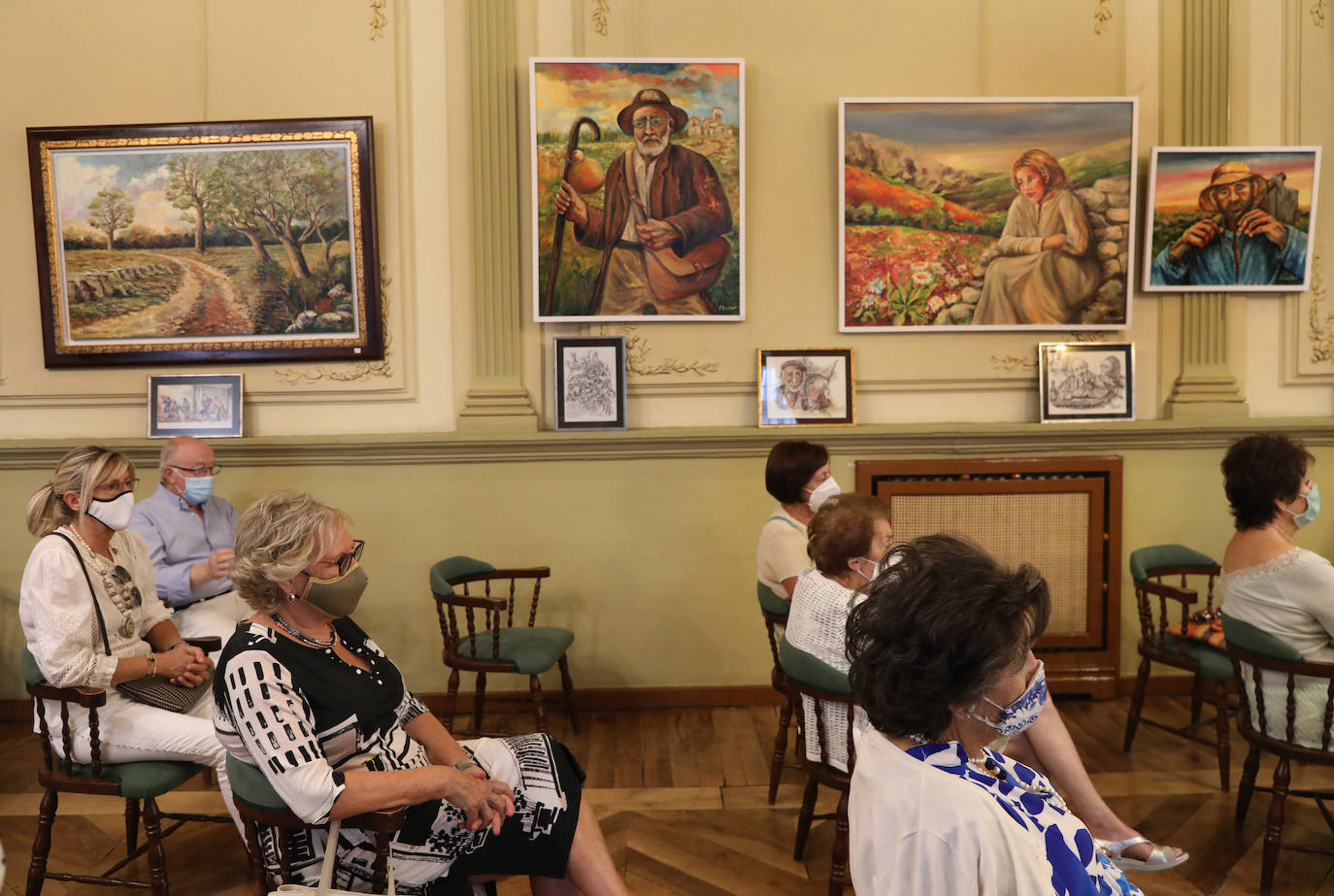 Fotos: El pintor Fernando Escobar abre San Antolín en el Casino de Palencia