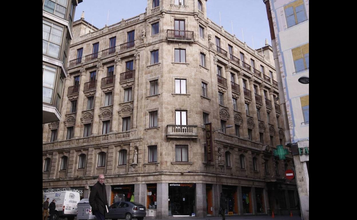 Edificio del hotel Monterrey.