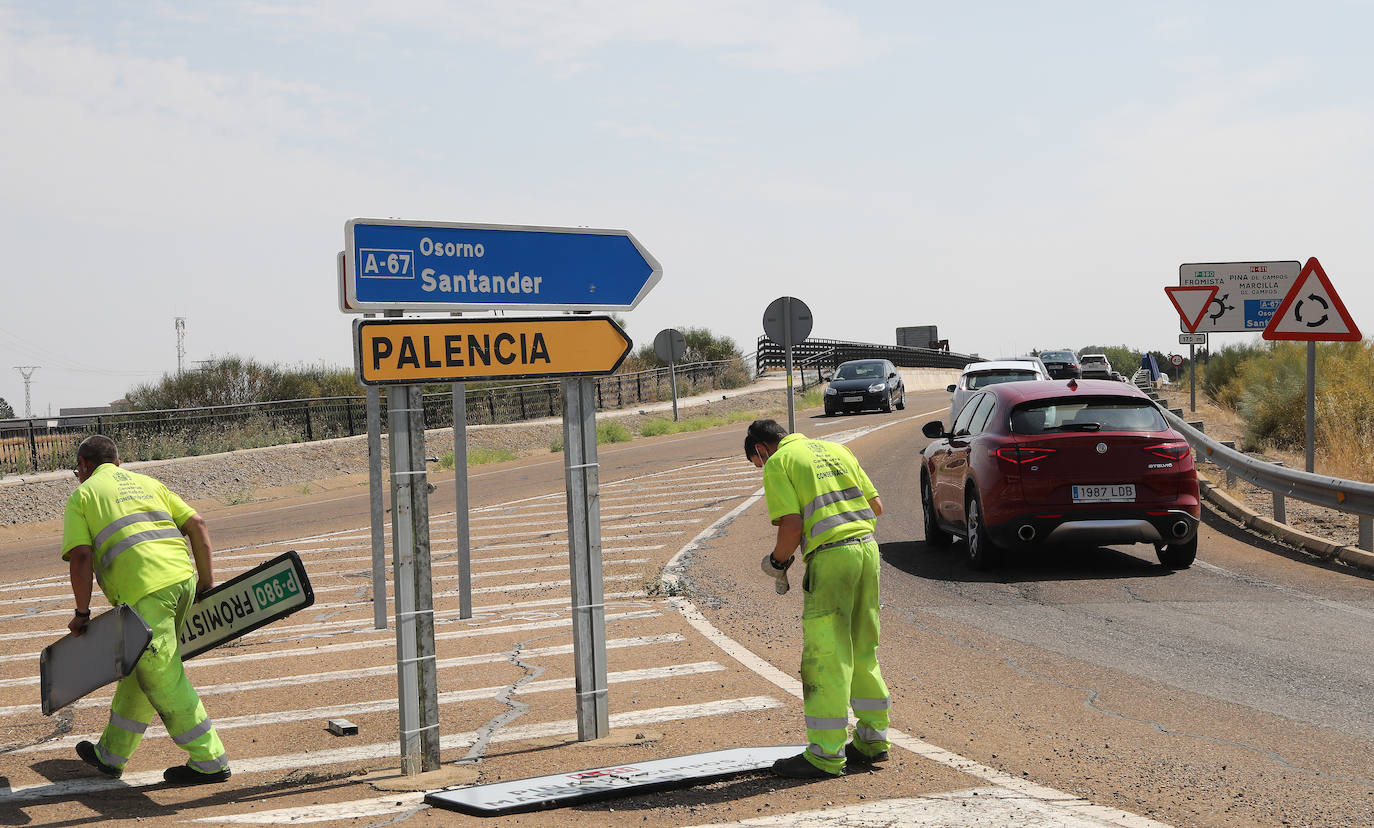 Fotos: Corte de tráfico en la A-67 a la altura de Frómista en sentido Palencia