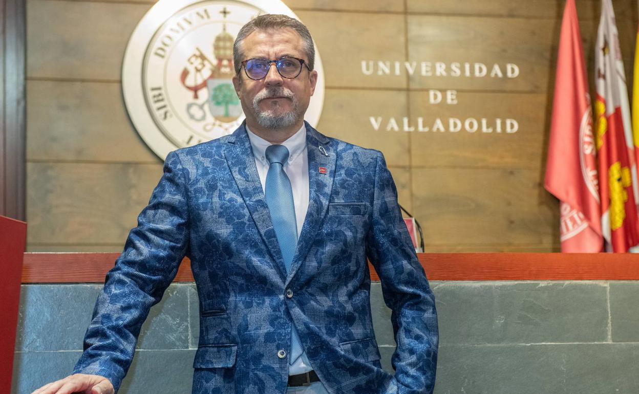 El catedrático de Inmunología de la UVa, Alfredo Corell. 