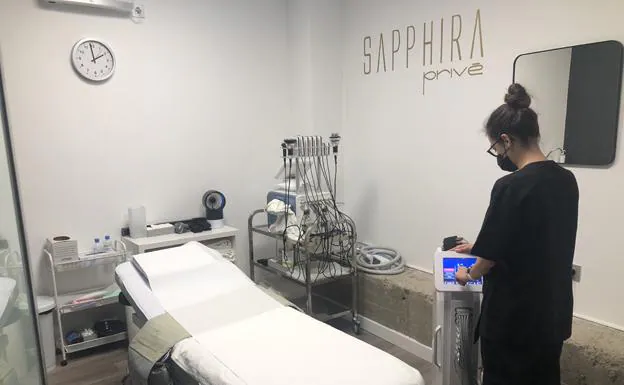Sapphira Privé Logroño - En Sapphira Privé Logroño tenemos el orgullo de  ser los primeros en tener éste novedoso tratamiento. Es totalmente efectivo  gracias a las nuevas gafas de presoterapia ocular Iridium🌞✨ .