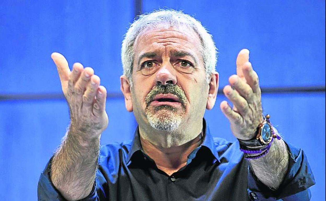 Carlos Sobera, que actúa hoy en Palencia: «Lo vemos todo con más intensidad, la vida son dos días»