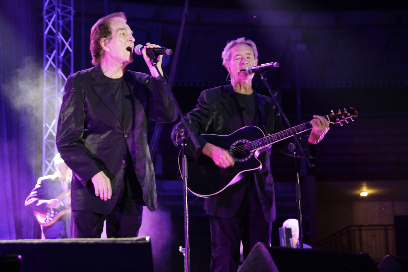 Fotos: Concierto del Dúo Dinámico en Laguna de Duero