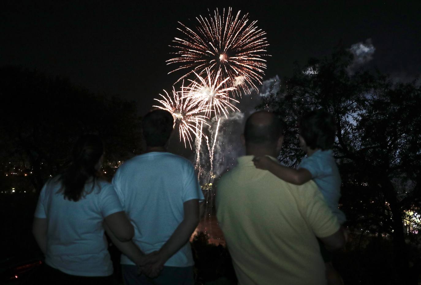 Fotos: Los fuegos artificiales del domingo en Valladolid