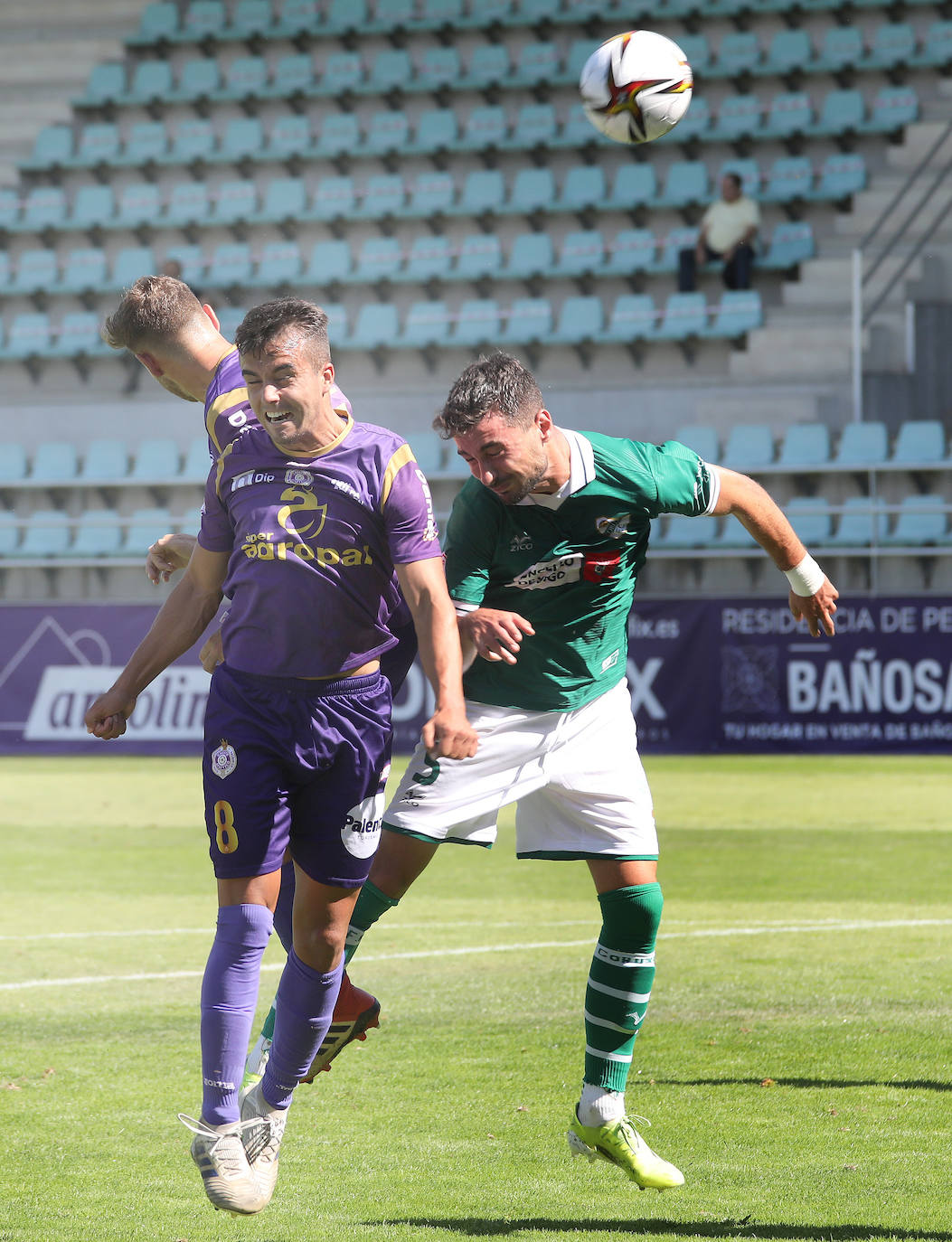 Los jugadores de Rubén Gala consiguen la primera victoria en La Balastera