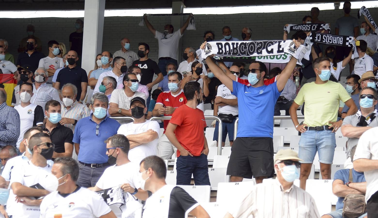 Fotos: Público en el partido del Burgos CF-Real Valladolid