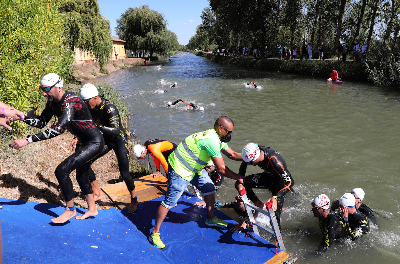 El público de Frómista animó y arropó a los deportistas, que no conmpetían aquí desde 2019