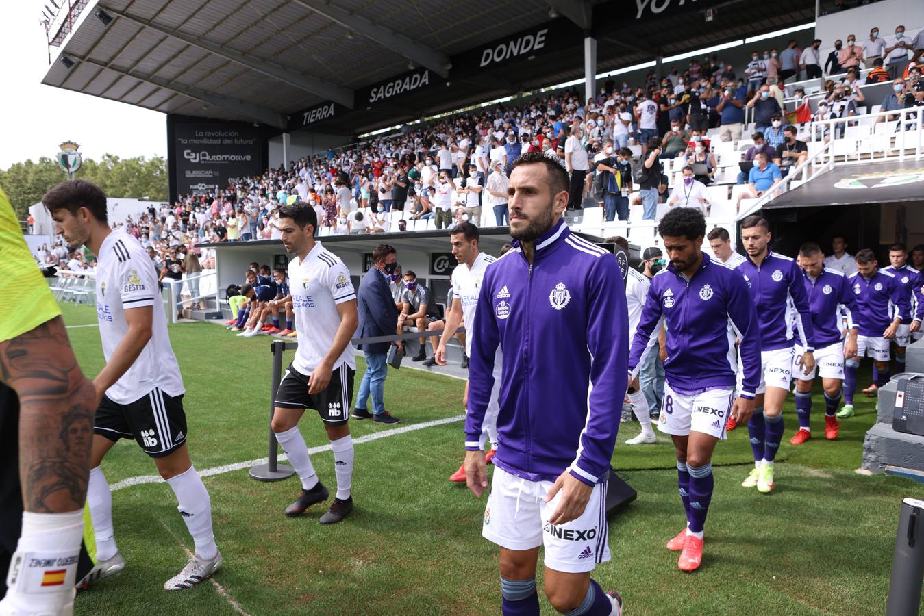 Fotos: Derrota del Real Valladolid en Burgos (3-0)