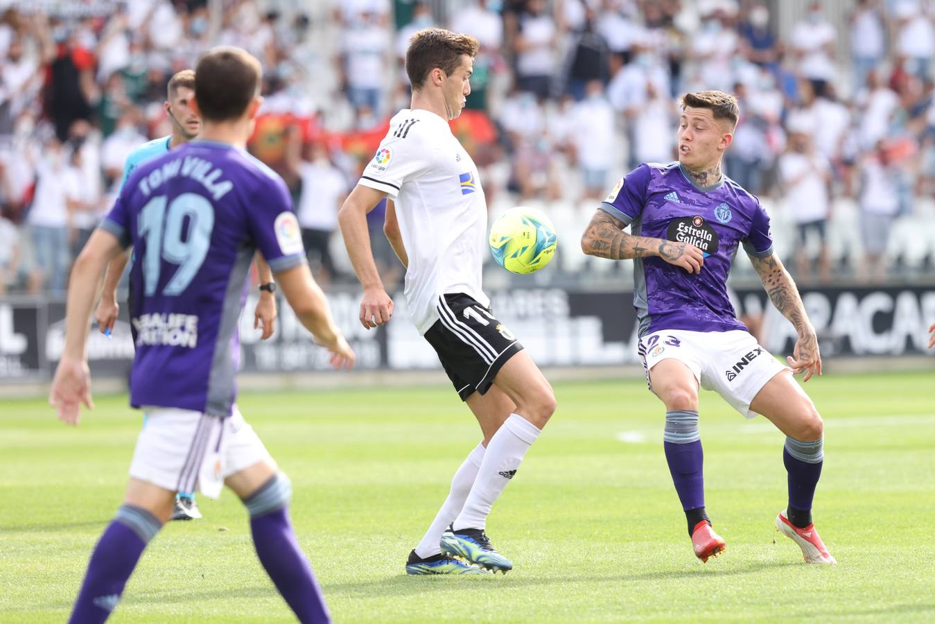 Fotos: Derrota del Real Valladolid en Burgos (3-0)