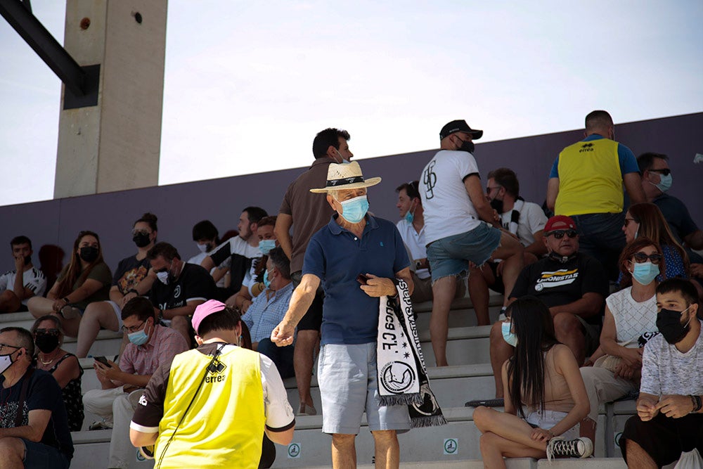 Miles de unionistas y numerosos leoneses ocuparon las nuevas gradas del Reina Sofía