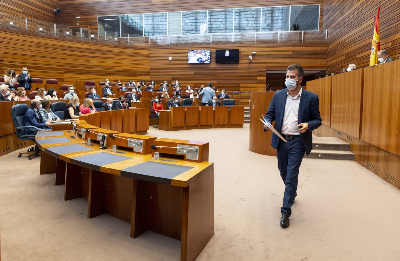 Fotos: Pleno en las Cortes de Castilla y León