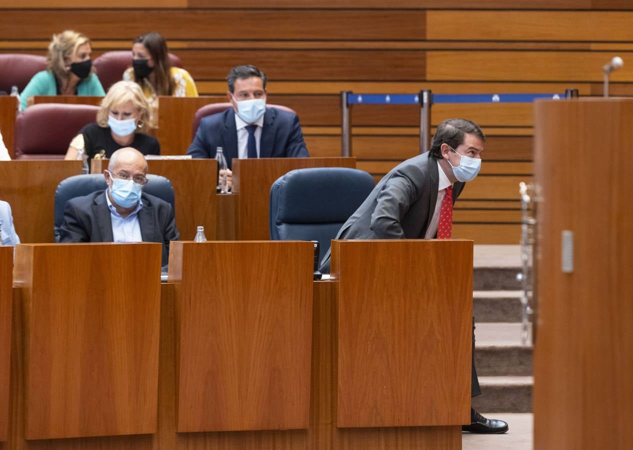 Fotos: Pleno en las Cortes de Castilla y León