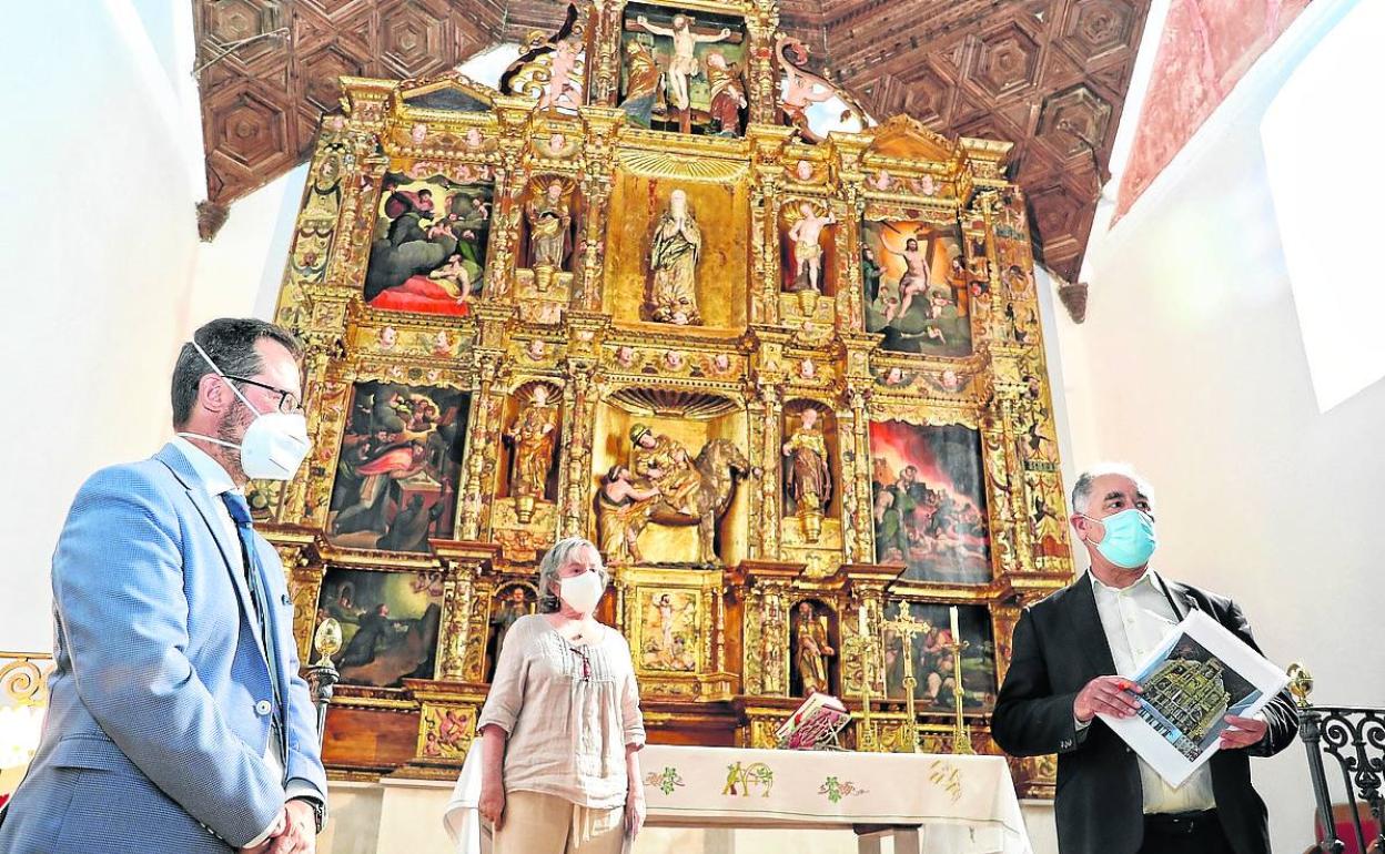 Presentación del restaurado retablo en Villarmentero de Campos. 