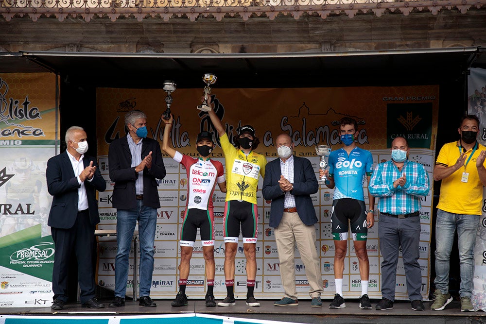 Etapa y maillot amarillo para Vinicius en la última etapa de la Vuelta a Salamanca