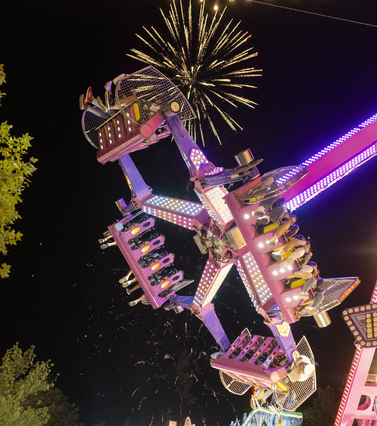 Fotos: Fuegos artificiales desde el Real de la Feria en Valladolid