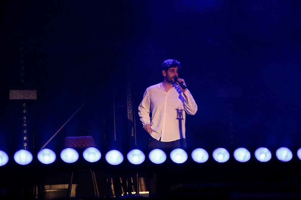 Melendi llena el campo de fútbol de Puente Ladrillo para el último concierto de su gira