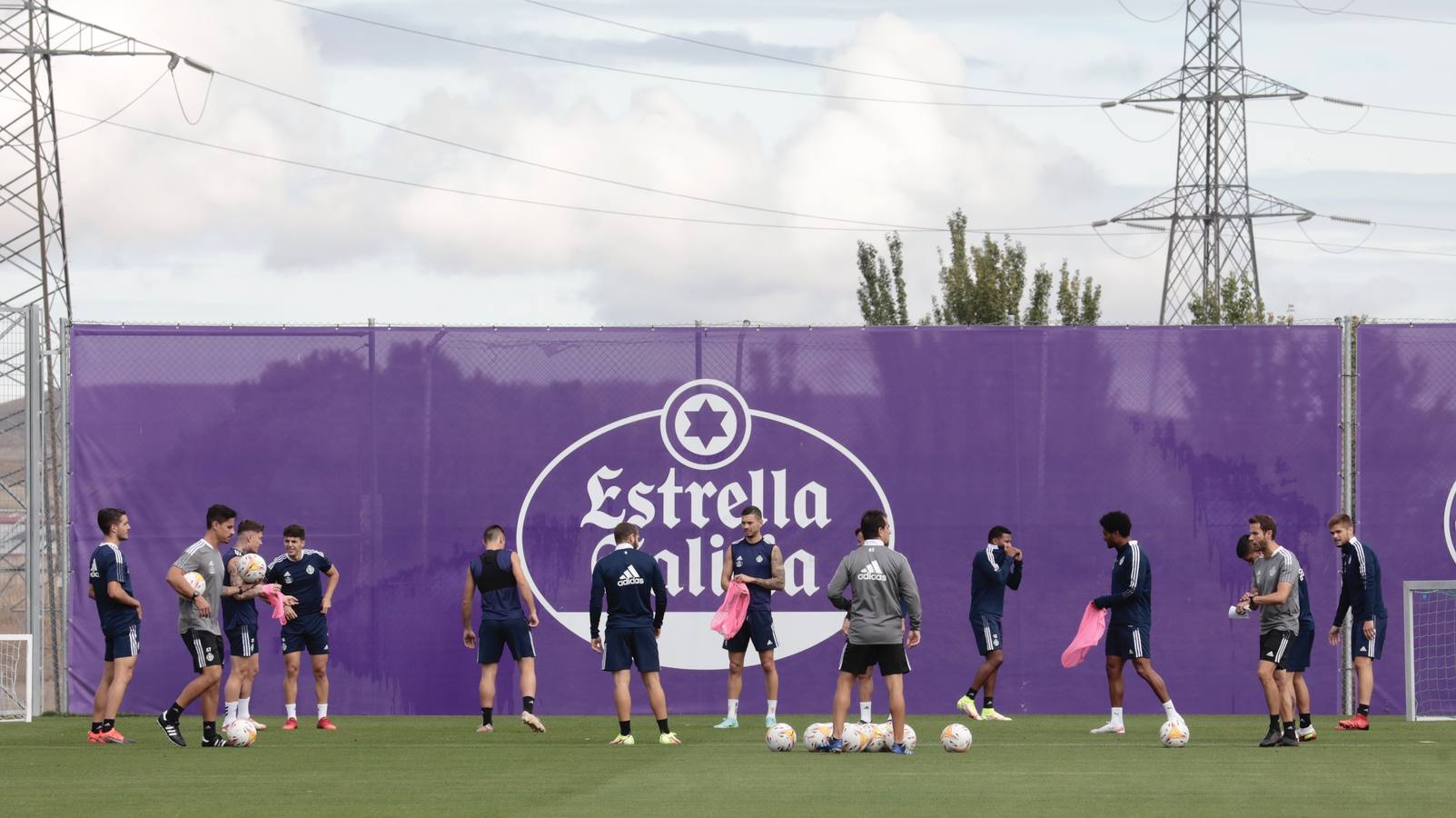 Fotos: Entrenamiento del Real Valladolid en los Anexos