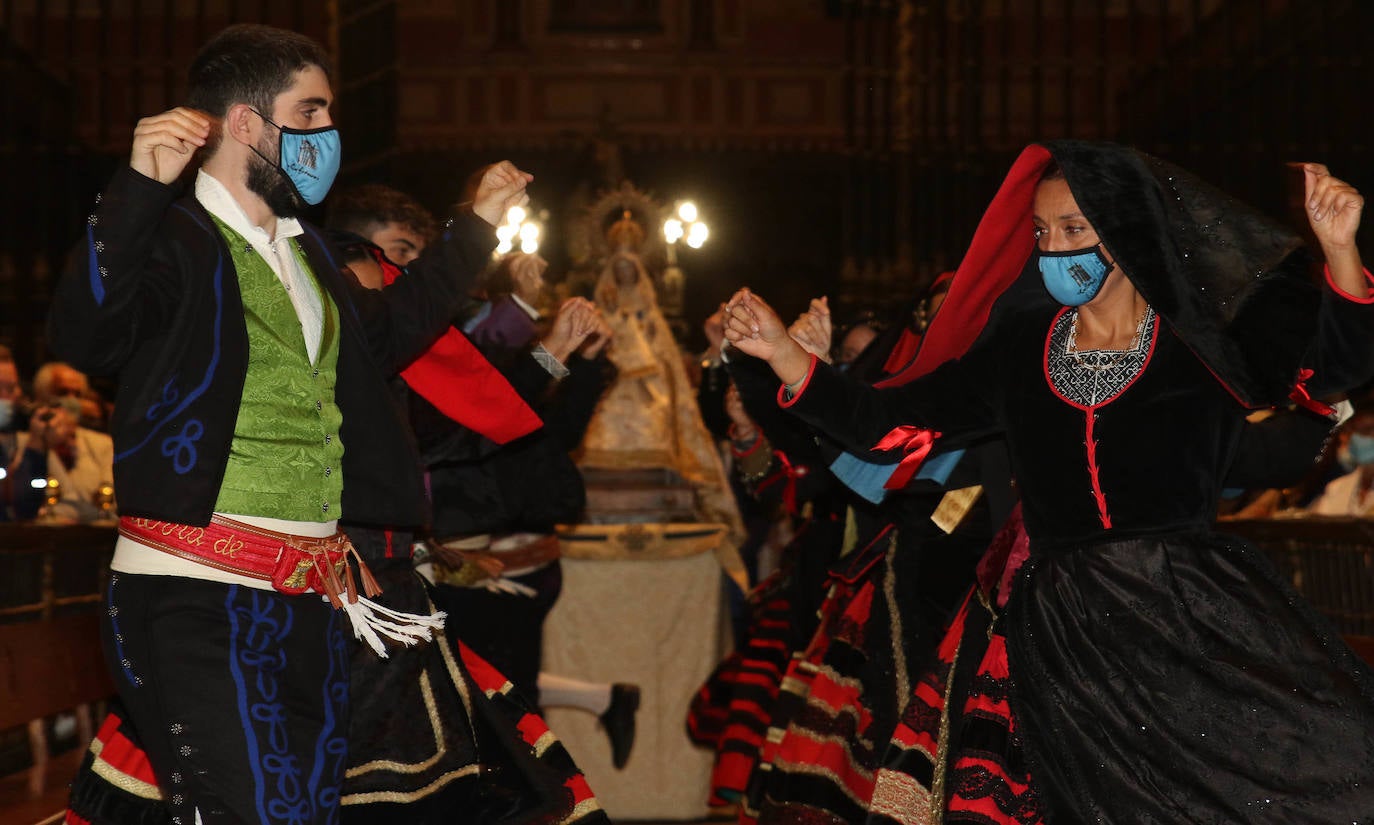 Fotos: Recibimiento a la Virgen de la Fuencisla