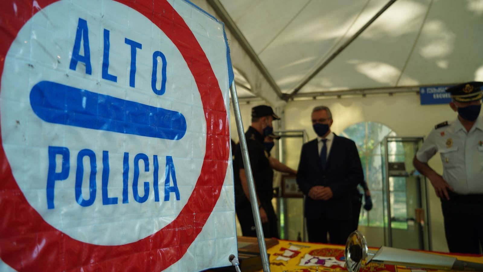 Fotos: Exposición del Día de la Policía en la Acera de Recoletos de Valladolid