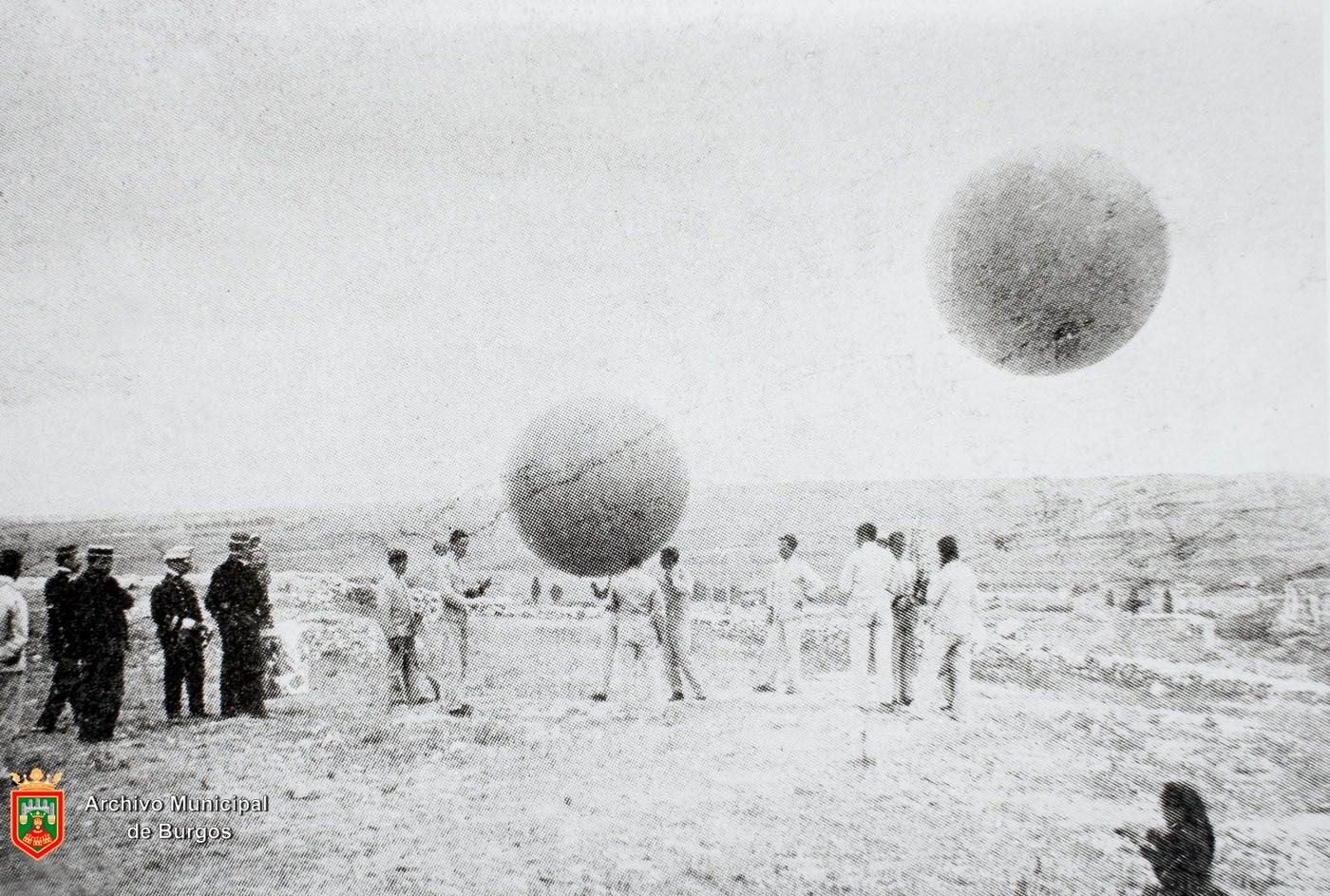 El eclipse solar fue fotografiado por numerosos astrónomos y aficionados. 