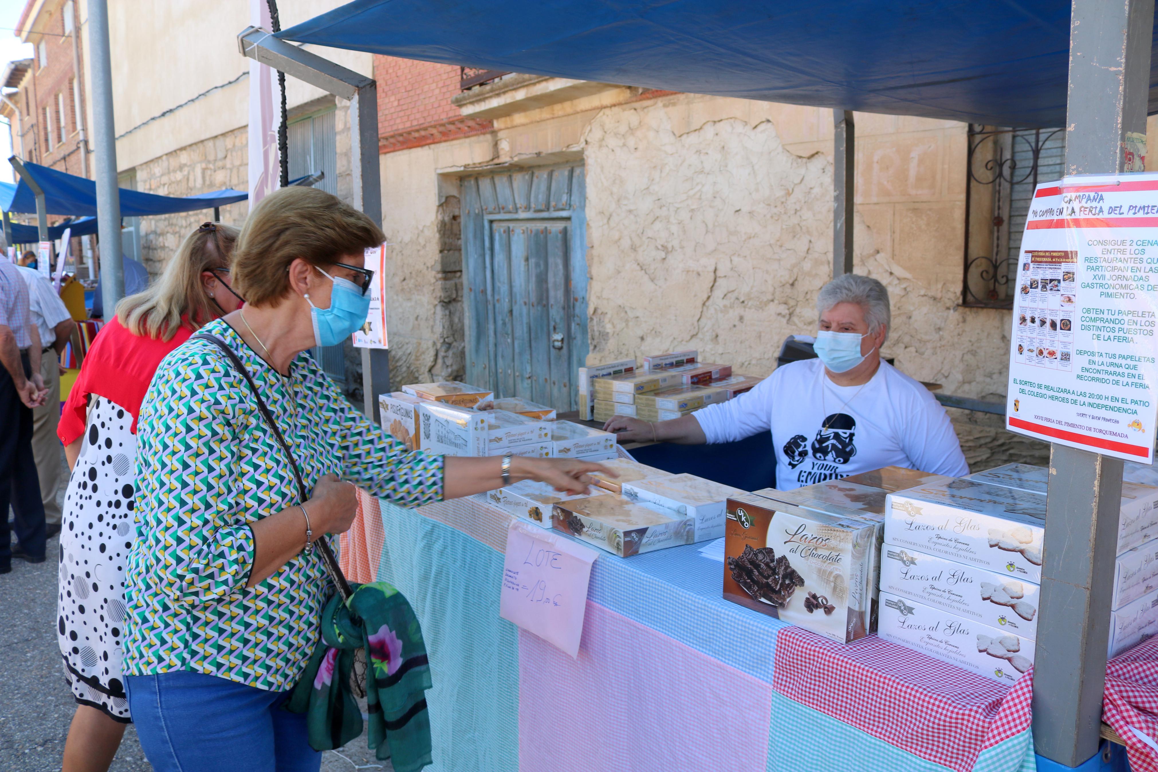 La Feria del Pimiento registró numerosa afluencia de público durante toda la jornada