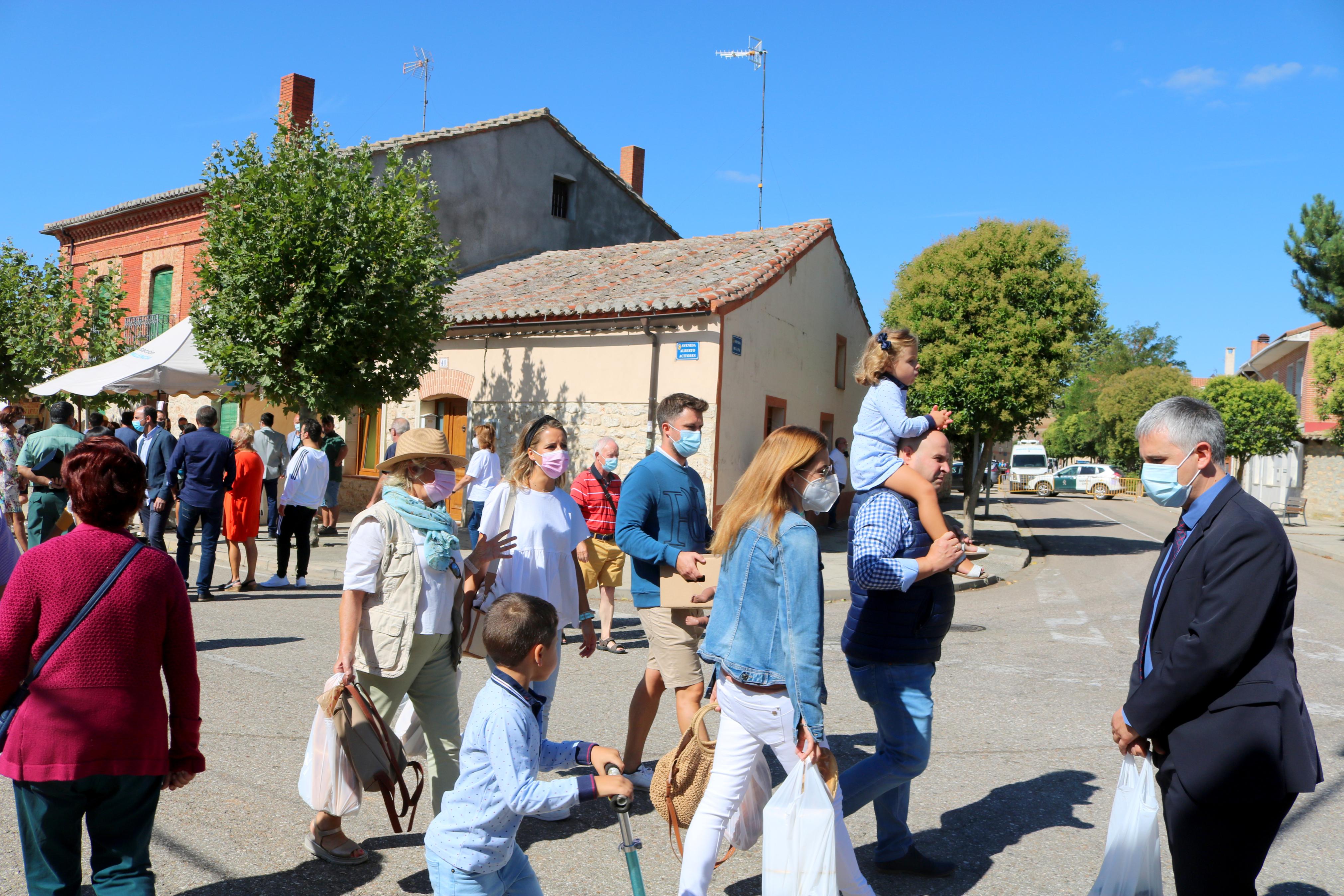 La Feria del Pimiento registró numerosa afluencia de público durante toda la jornada