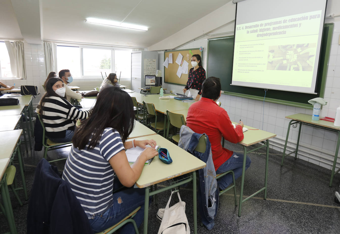 Fotos: Los ciclos de FP vuelven a las aulas en Palencia