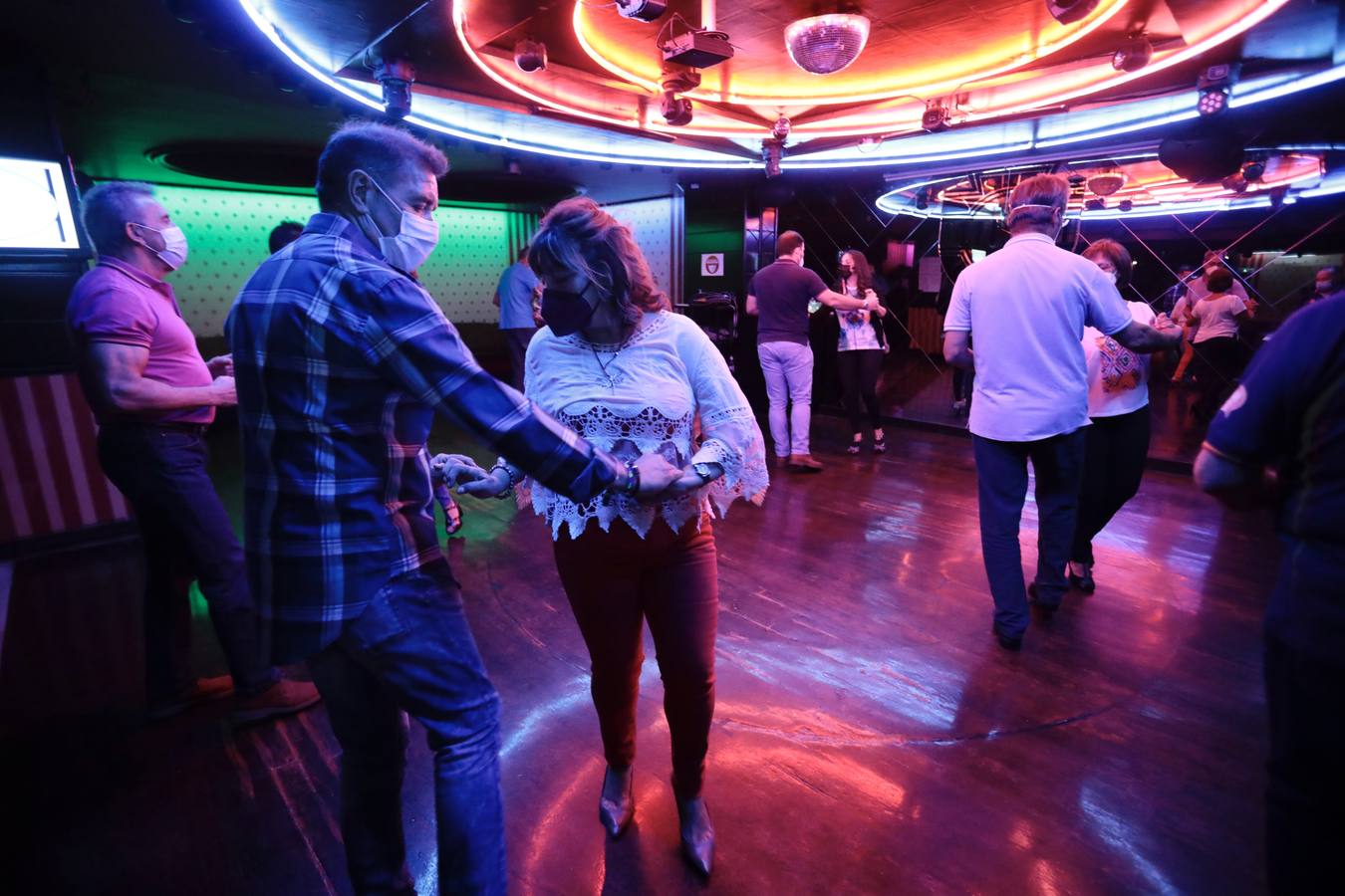 Fotos: Vuelve el baile en pareja a Valladolid