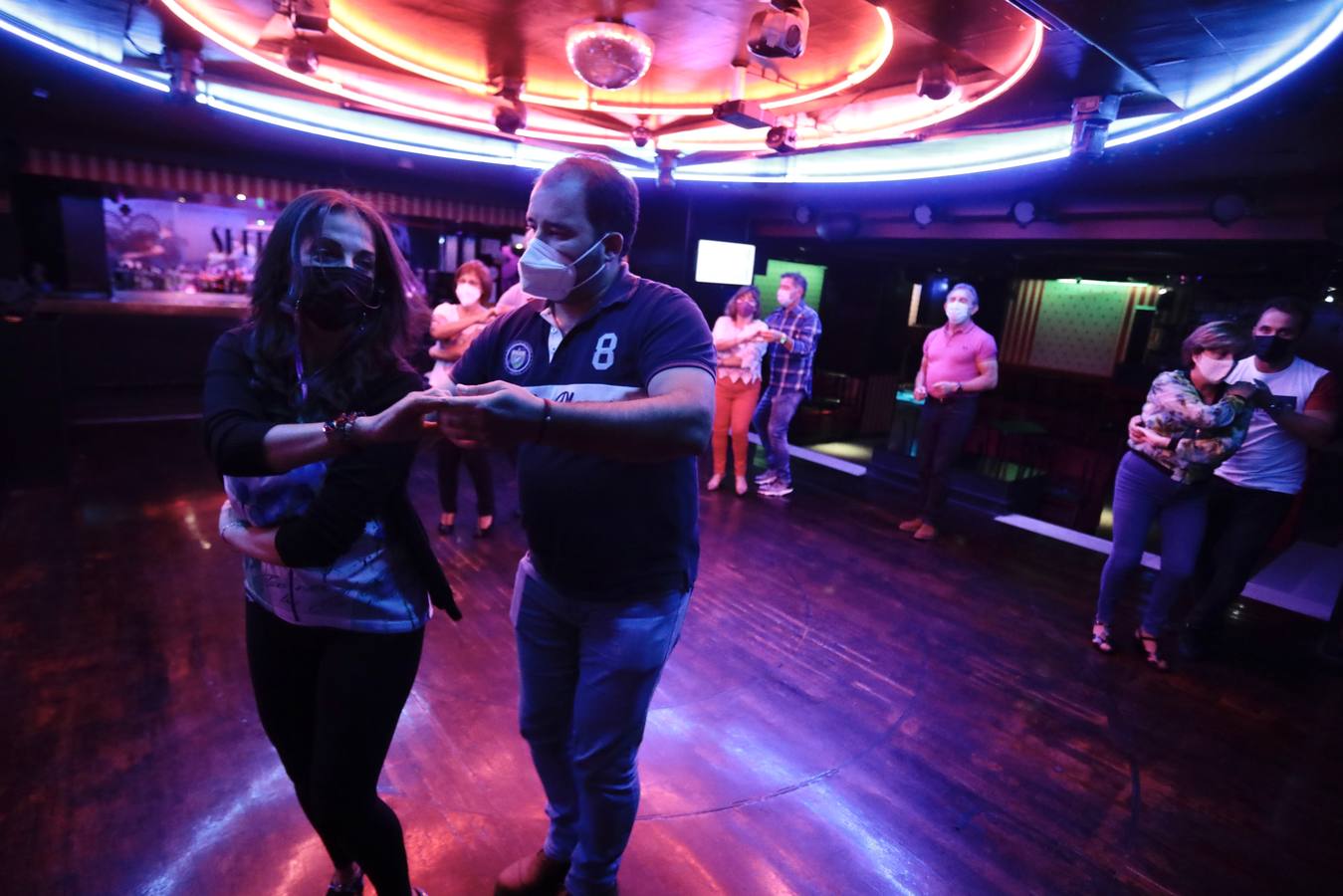 Fotos: Vuelve el baile en pareja a Valladolid