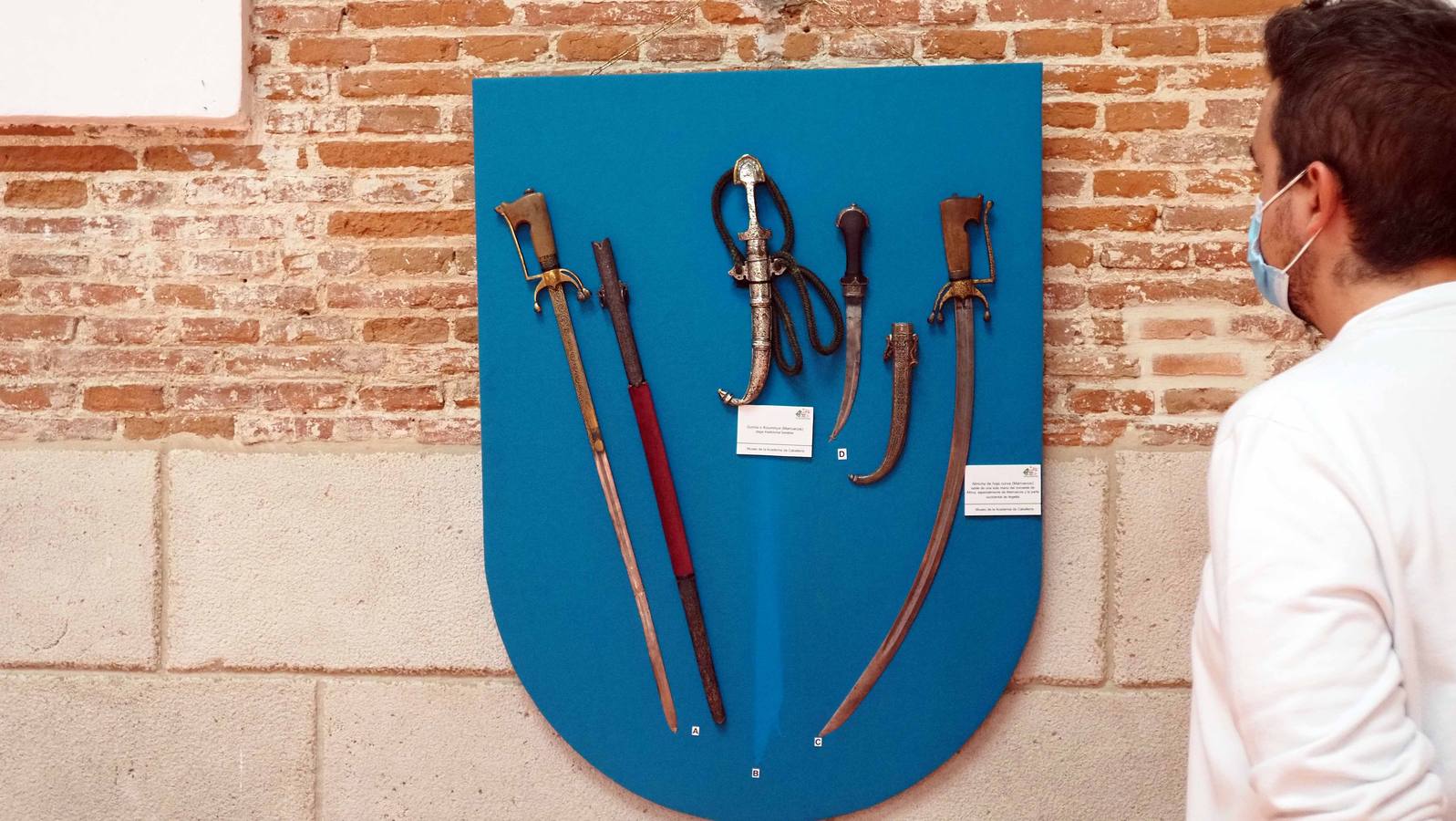 Fotos: La Academia de Caballería de Valladolid rinde homenaje al Regimiento Alcántara en su centenario
