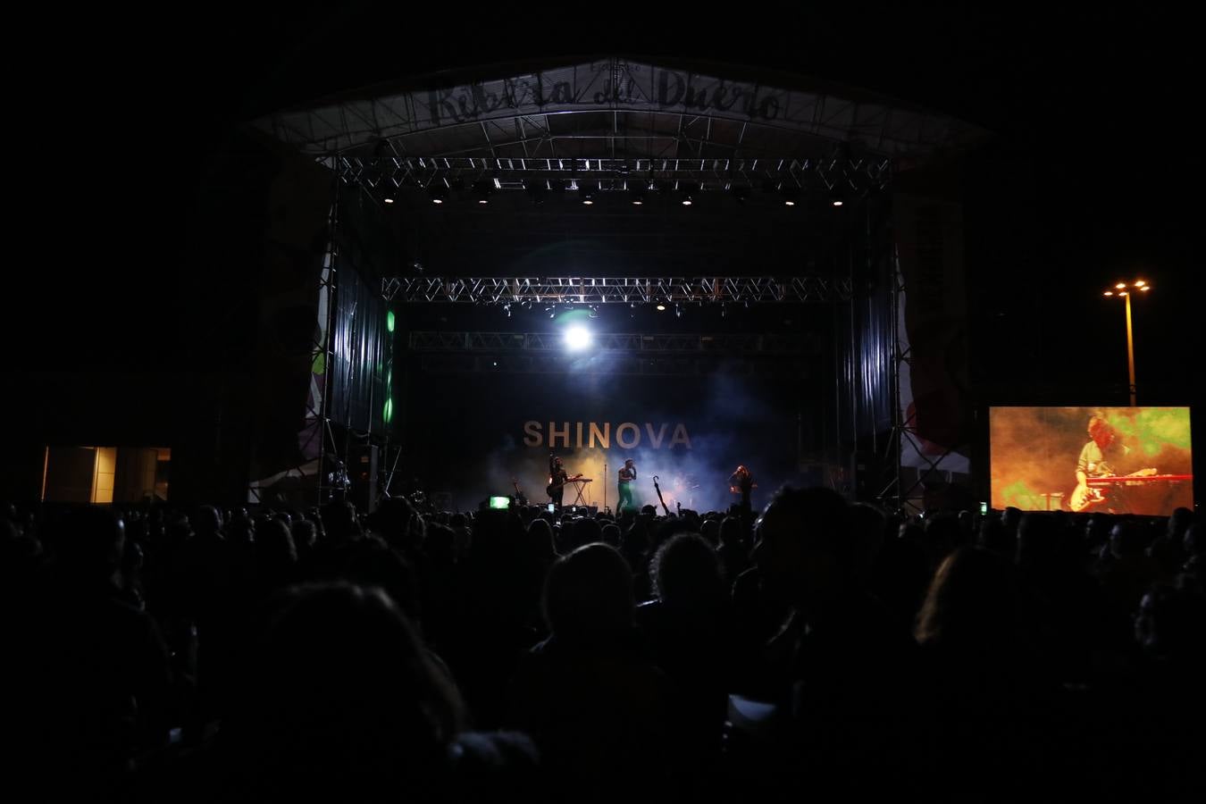 Fotos: Concierto de Shinova en la IV Gran Fiesta de la Vendimia de Ribera del Duero