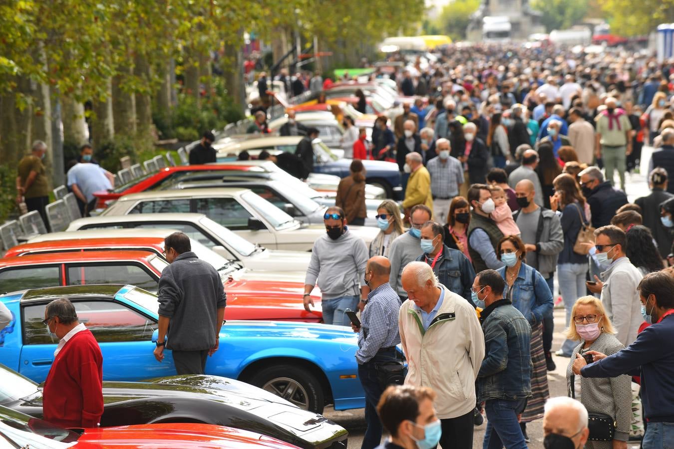 Fotos: Ambiente y entrega de premios en el Valladolid Motor Vintage (10)