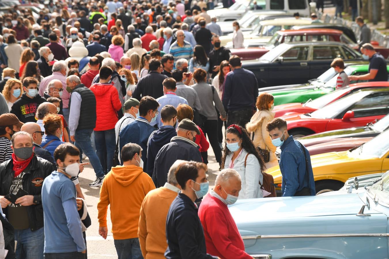 Fotos: Ambiente y entrega de premios en el Valladolid Motor Vintage (10)