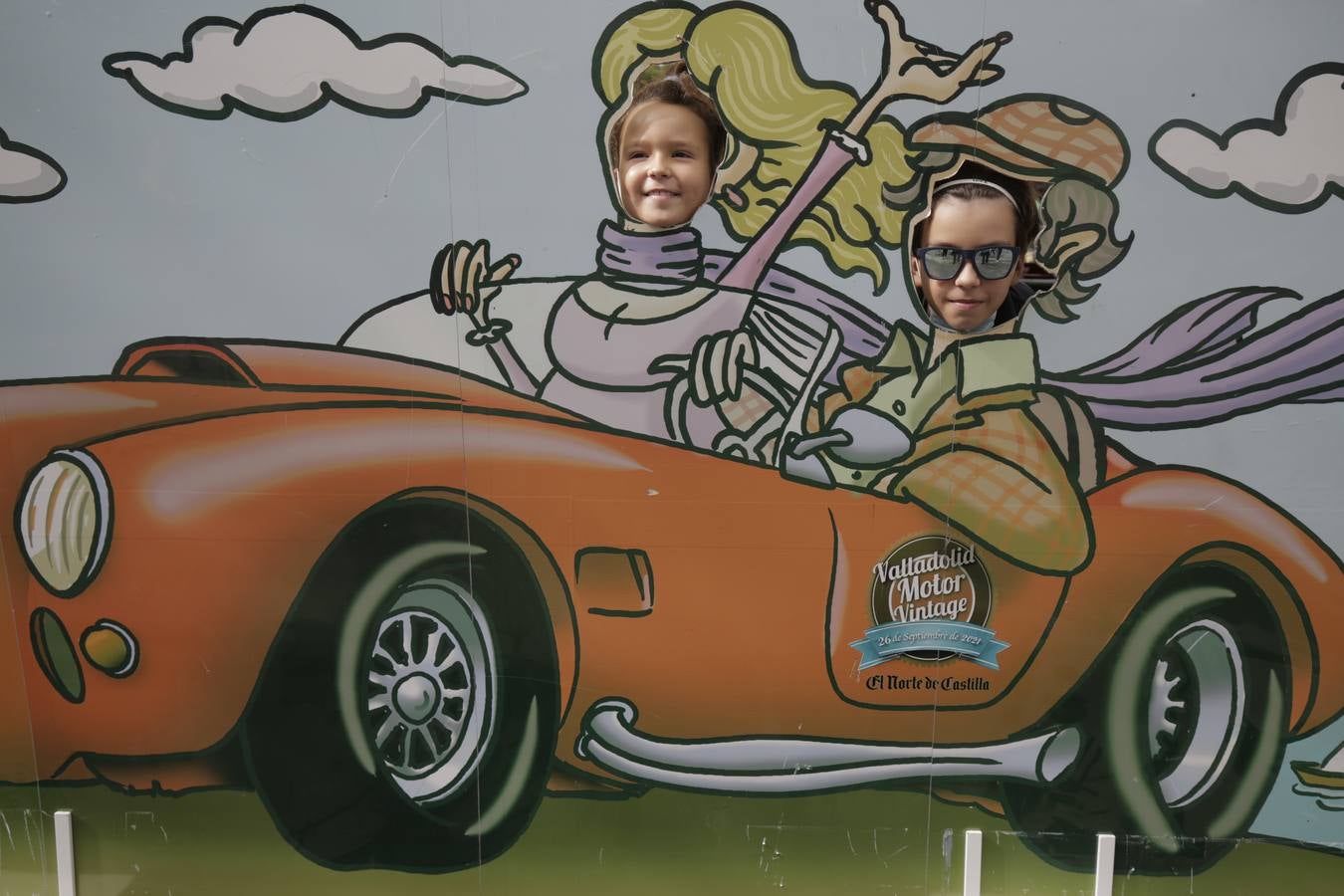 Fotos: Búscate en el Photocall del Valladolid Motor Vintage (7)