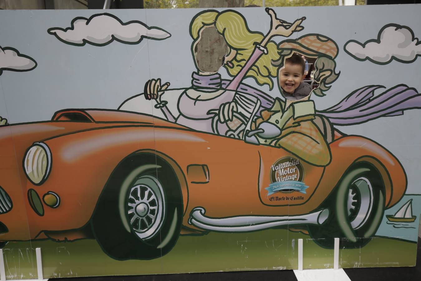 Fotos: Búscate en el Photocall del Valladolid Motor Vintage (7)