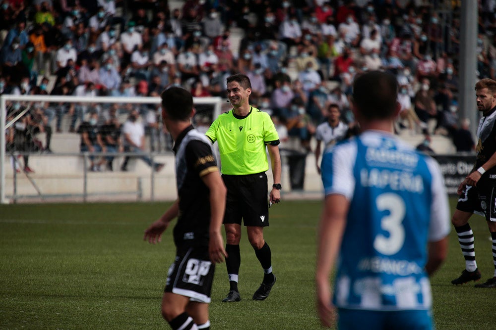 Victoria y liderato para Unionistas ante el Deportivo de La Coruña (2-1)