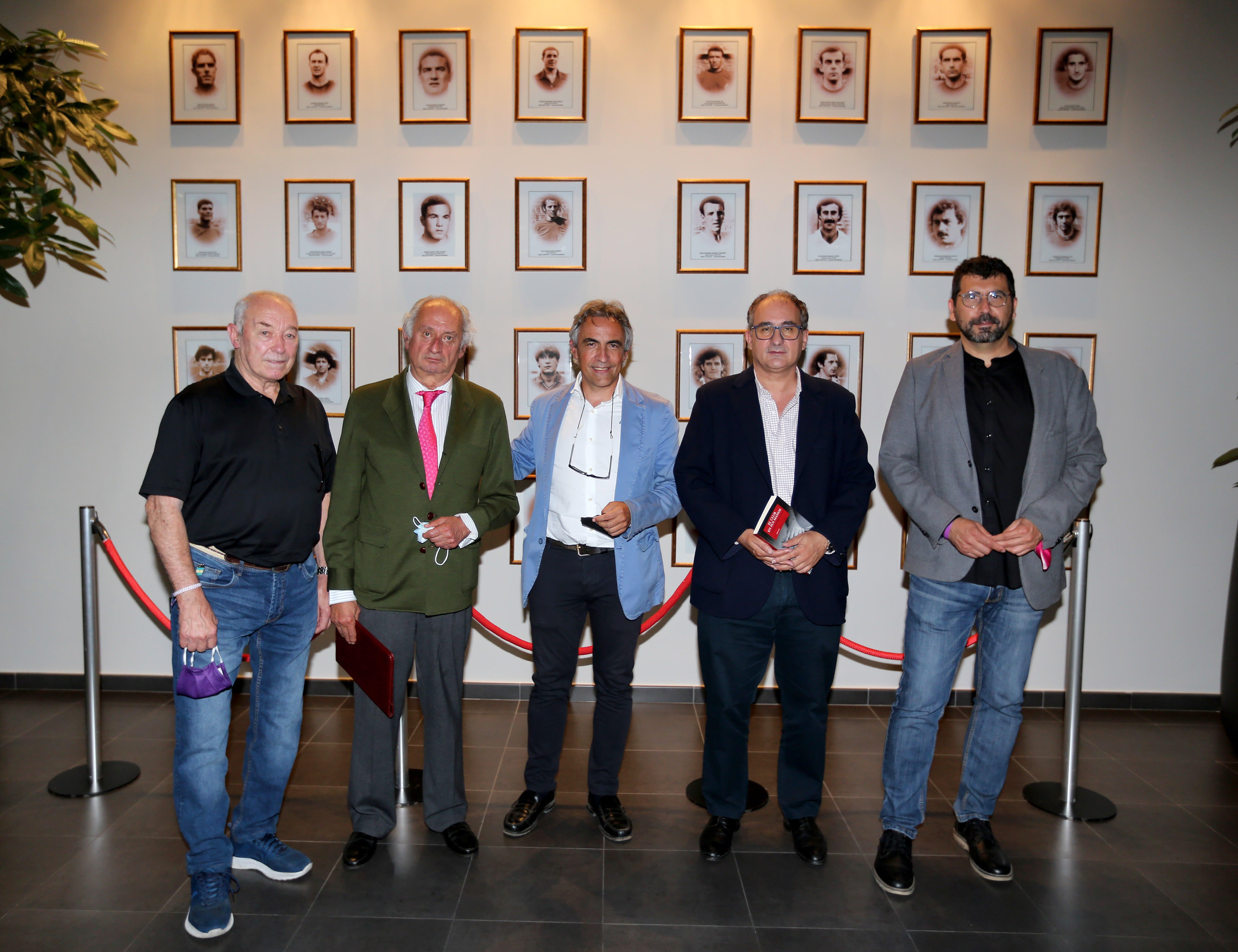 Aramayo, Julio Martínez, Santiago Hidalgo, Manolo Heredia y Alberto Bustos