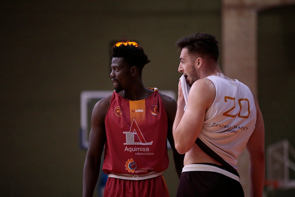 El Aquimisa Carbajosa Empresarial remonta al final al Zentro Madrid (82-74)