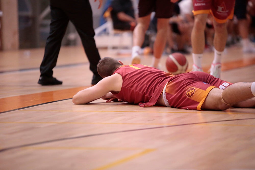 El Aquimisa Carbajosa Empresarial remonta al final al Zentro Madrid (82-74)