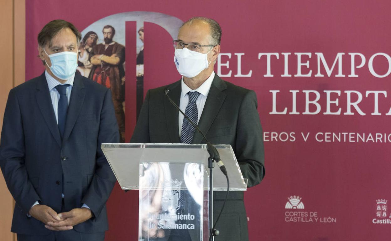 Luis Fuentes, presidente de la Fundación Castilla y León y de las Cortes, presenta la Ópera 'Comuneros'. 